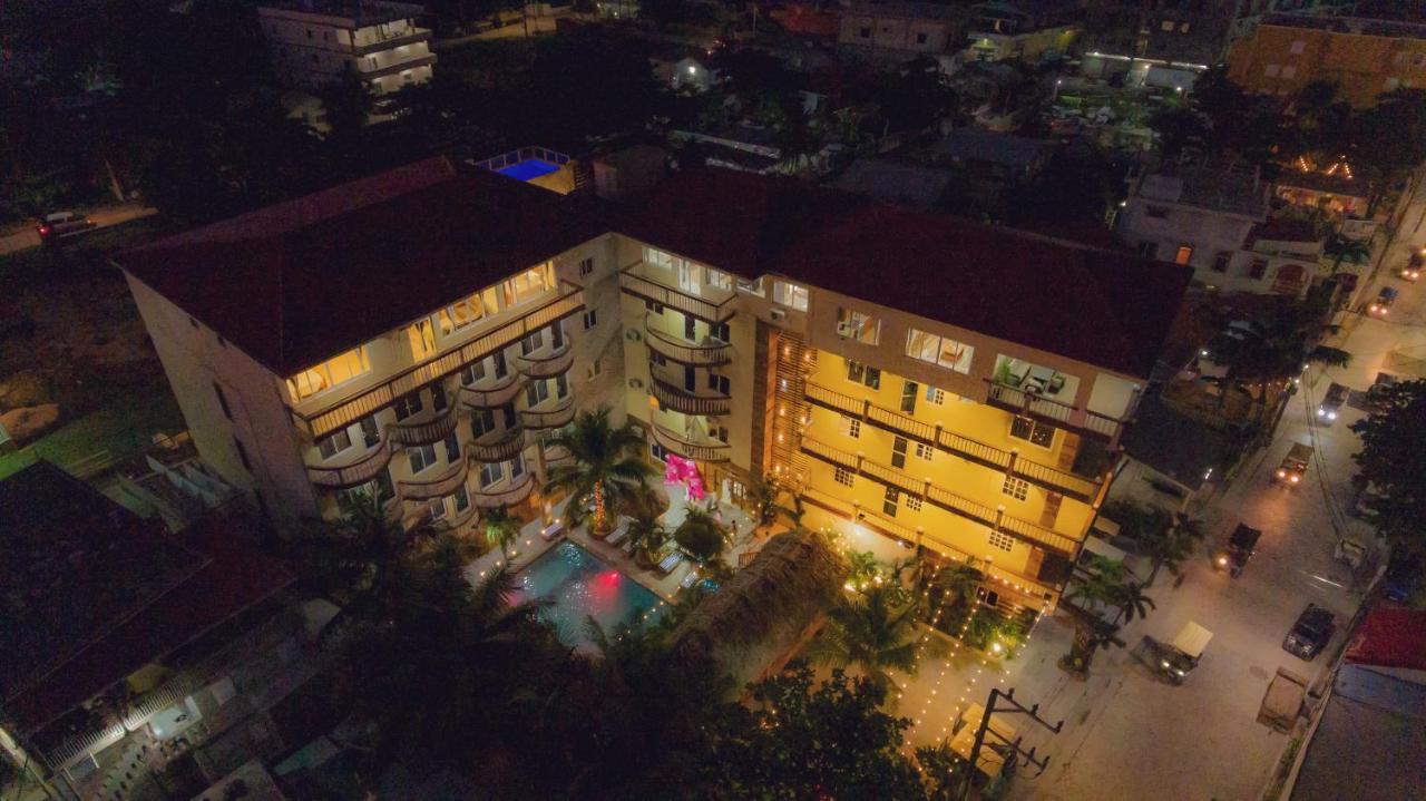 Tropical Palace Hotel San Pedro  Extérieur photo