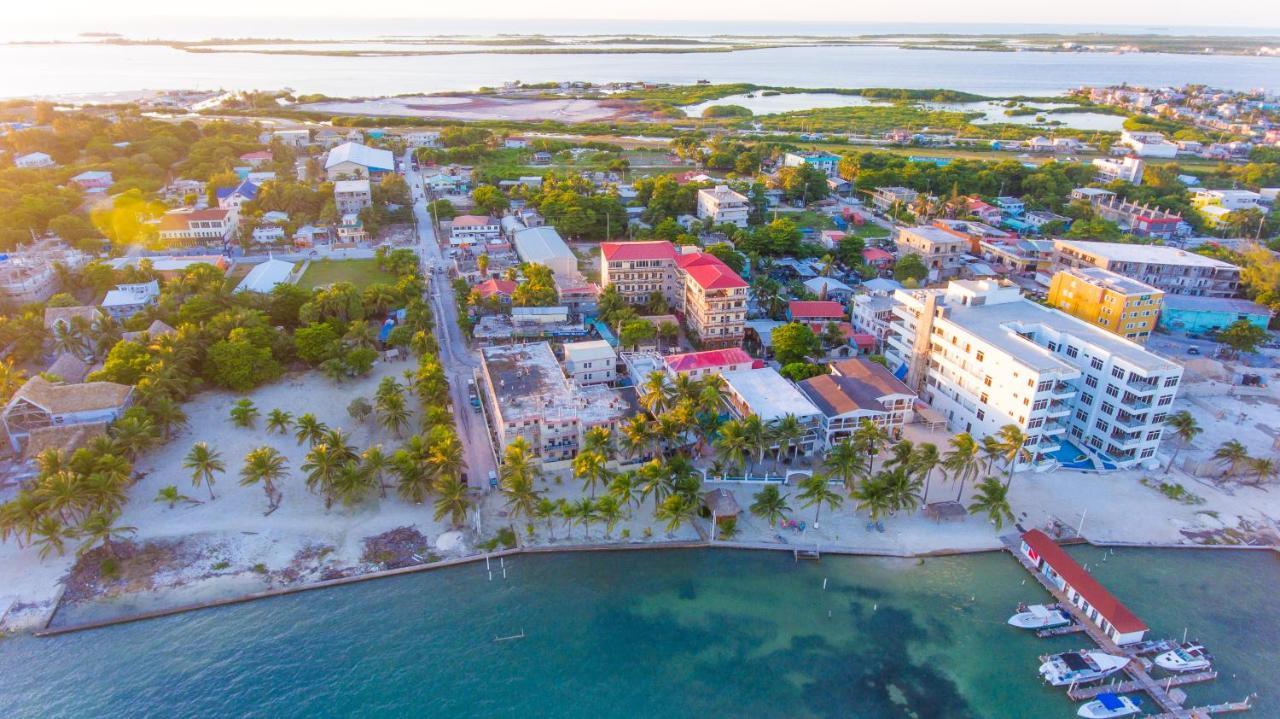 Tropical Palace Hotel San Pedro  Extérieur photo