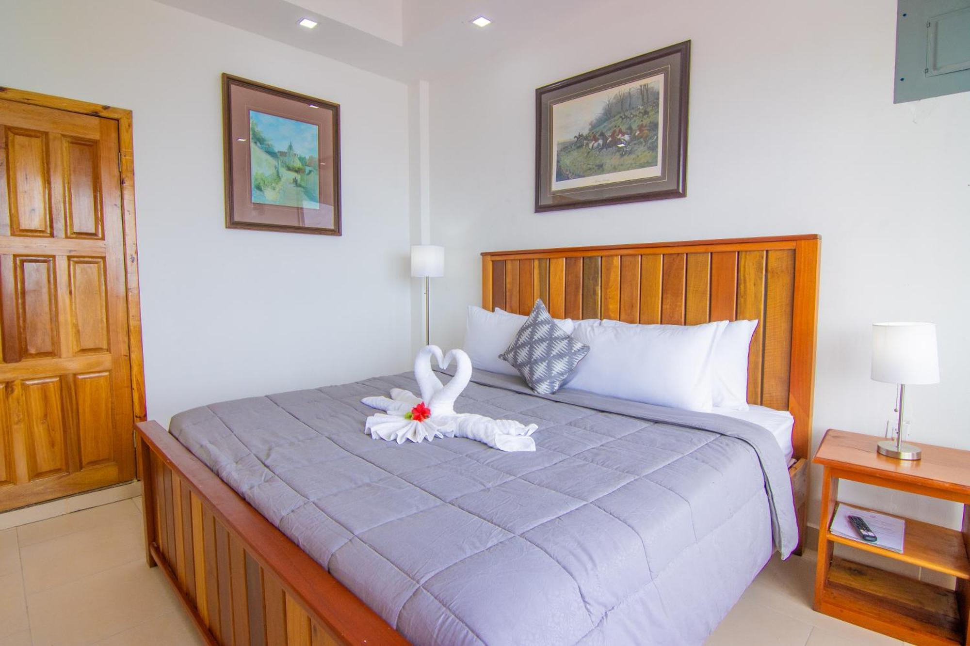 Tropical Palace Hotel San Pedro  Extérieur photo